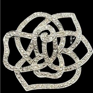 Vintage affinity Diamond rose broach